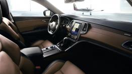 Renault Talisman (2016) - widok ogólny wnętrza z przodu