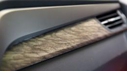 Toyota Avensis III Sedan Facelifting - galeria redakcyjna - deska rozdzielcza