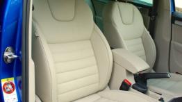Skoda Octavia III Kombi  KM - galeria redakcyjna - fotel pasażera, widok z przodu