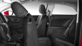 Seat Leon III SC FR (2013) - widok ogólny wnętrza