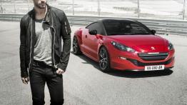 Peugeot RCZ R (2013) - widok z przodu