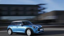 Mini Cooper S 2014 - wersja 5-drzwiowa - prawy bok