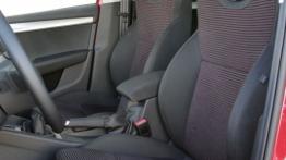 Skoda Octavia III Kombi 4x4 TDI (2013) - fotel kierowcy, widok z przodu