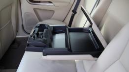 Volvo XC60 Facelifting 2.4 D5 215KM - galeria redakcyjna - podłokietnik tylny