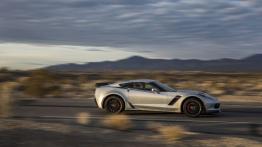 Chevrolet Corvette C7 Z06 Coupe (2015) - prawy bok