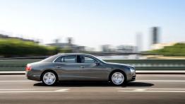 Bentley Flying Spur V8 (2014) - prawy bok