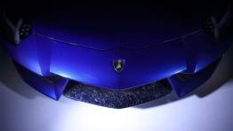 Lamborghini Aventador Roadster - zderzak przedni
