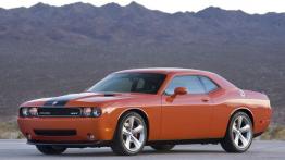 Dodge Challenger SRT8 - widok z przodu