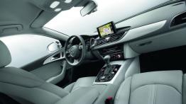 Audi A6 2011 - pełny panel przedni