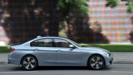 BMW serii 3 ActiveHybrid - prawy bok