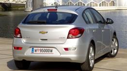 Chevrolet Cruze hatchback ECO-TEC - widok z tyłu