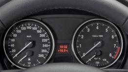 BMW Seria 3 E92 Coupe - deska rozdzielcza