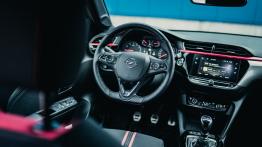 Nowy Opel Corsa GSi Line ma sportowy głośnik i trzy cylindry