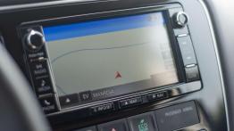 Mitsubishi Outlander PHEV (MY16) - dialog z klientem