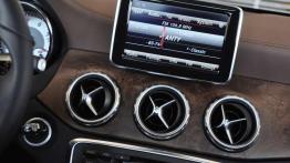 Mercedes GLA 250 4Matic Urban - Do miasta