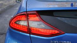 Hyundai Ioniq Hybrid – Prius po koreańsku