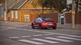 Peugeot RCZ 1.6 THP 200KM - randka z przechodniami