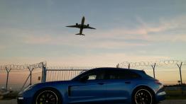 Porsche Panamera E-Hybrid Sport Turismo - galeria redakcyjna - lewy bok