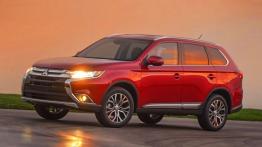 Mitsubishi Outlander III Facelifting (2016) - wersja amerykańska - lewy bok