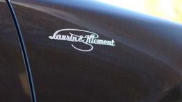 Skoda Superb II Sedan 2.0 TSI 200KM - galeria redakcyjna - emblemat boczny