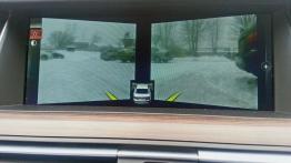 BMW Seria 7 F01 Sedan Facelifting 740d 313KM - galeria redakcyjna - radio/cd/panel lcd