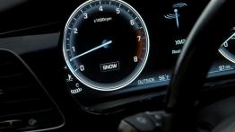 Hyundai Equus II Facelifting (2014) - obrotomierz