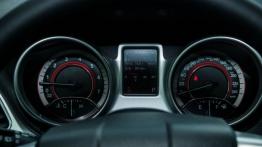 Fiat Freemont 3.6 V6 280KM - galeria redakcyjna - zestaw wskaźników