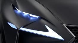 Lexus NF-NX Concept (2013) - prawy przedni reflektor - włączony