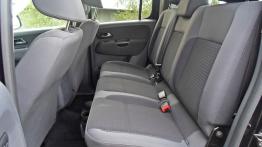 Volkswagen Amarok Double Cab 2.0 BiTDI 180KM - galeria redakcyjna - tylna kanapa