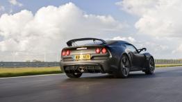 Lotus Exige S 2012 - widok z tyłu
