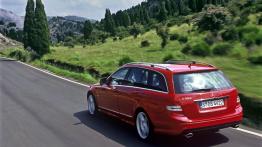 Mercedes Klasa C 2007 Kombi - widok z tyłu
