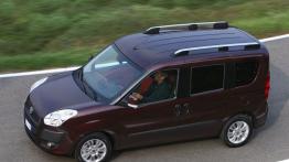 Fiat Doblo 2010 - lewy bok