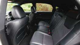 Lexus RX 450h F Sport - tylna kanapa