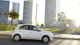Nissan Micra DIG-S - prawy bok