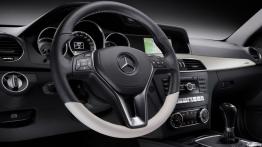 Mercedes klasa C Coupe 2012 - kokpit