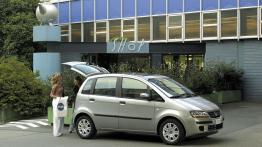 Fiat Idea - prawy bok