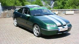 Opel Calibra - widok z przodu