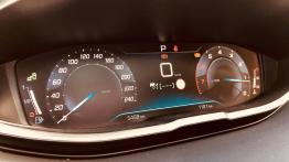 Peugeot 5008 – minivan po francusku