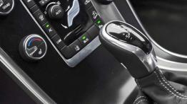 Volvo XC60 T6 AWD R-Design - niepozorny zawodnik, ze Szwecji