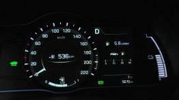 Hyundai Ioniq Hybrid – Prius po koreańsku