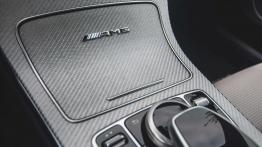 Mercedes-Benz C Coupe - elegancko czy brutalnie?