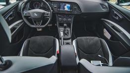 Seat Leon Cupra 290 - szybkość i precyzja