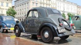 &quot;Myszy&quot; na krakowskim Rynku, czyli Topolino Autoclub Italia w Polsce - Fiat 500