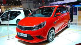 Geneva International Motor Show 2015 - samochody seryjne