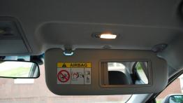 Hyundai Elantra V Facelifting - galeria redakcyjna - osłona przeciwsłoneczna z przodu