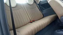 Fiat 126p & Nowy Fiat 500 - galeria redakcyjna - tylna kanapa