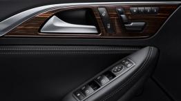 Infiniti QX30 (2016) - drzwi kierowcy od wewnątrz