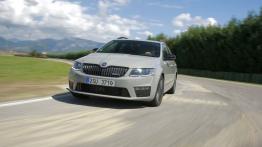 Skoda Octavia III RS Kombi 2.0 TDI (2013) - widok z przodu