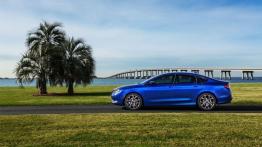 Chrysler 200S (2015) - lewy bok
