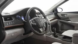 Toyota Camry XLE Facelifting (2015) - kierownica